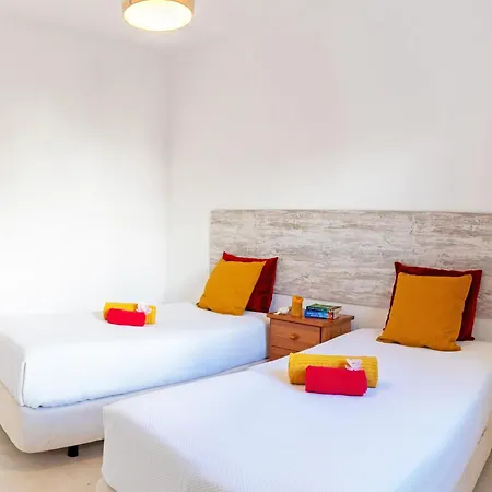 Villa In Albufeira With Rooftop Sea Views 빌라