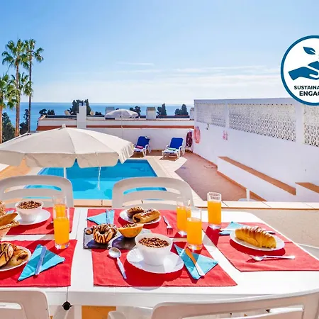 فيلة Villa In Albufeira With Rooftop Sea Views البوفيرا